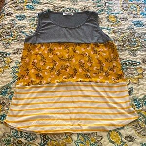 Medium women’s tank top